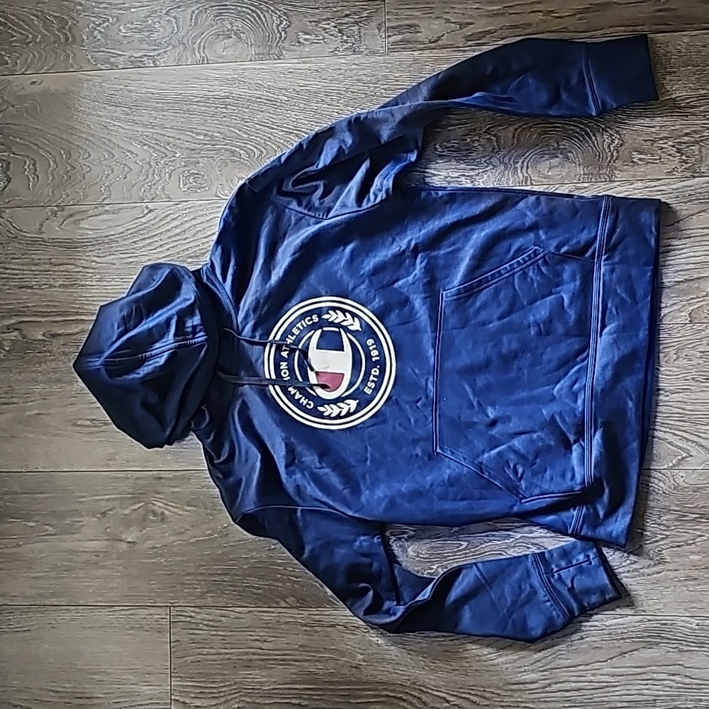 NWOT Champion sweatshirt